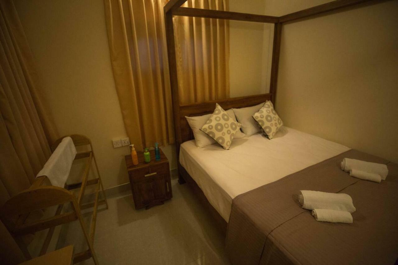 Neverbeen to Lagoon Town Appartement Batticaloa Buitenkant foto