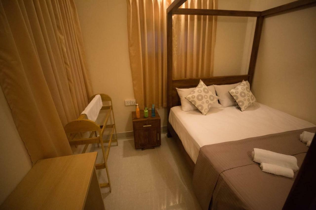 Neverbeen to Lagoon Town Appartement Batticaloa Buitenkant foto